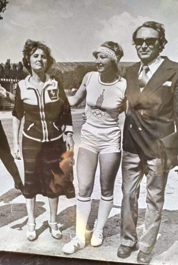 11-690x1024 Пылающая эстафета Олимпийского огня и её трехдневный триумф на дорогах Молдовы