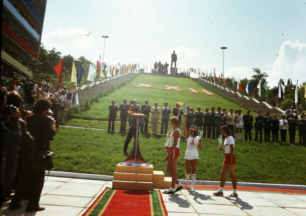 4-1-1024x724 Пылающая эстафета Олимпийского огня и её трехдневный триумф на дорогах Молдовы