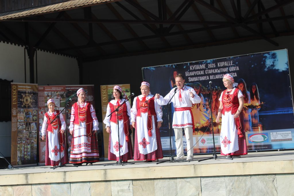 img_4340-1024x683 Белорусы Молдовы отпраздновали Купалье